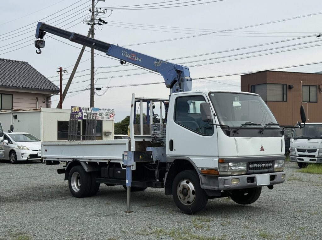 【平成12年式】◆管理番号:111 ◆三菱ふそう キャンター/3段ウニック/平ボディ/4M50/最大積載3,350kg/5速の追加写真